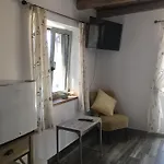The Mousehouse Riglia